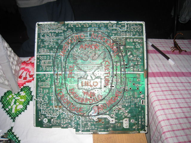 Logo oficial del INLO Hecho por Isaac Vladimir alumno del INLO 2009