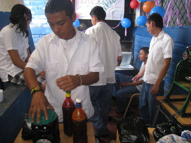 Vendiendo Minutas en el INLO 2009
